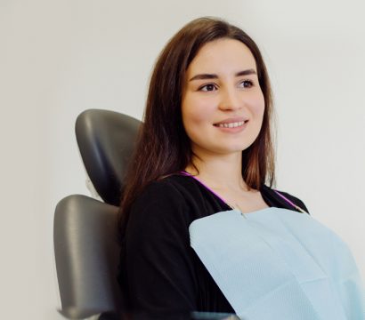 How to Handle Common Problems After Tooth Extraction?